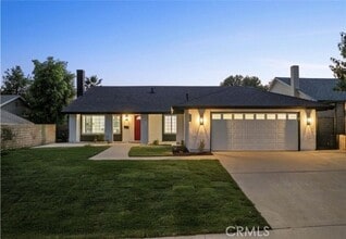 Building Photo - 29671 Grandifloras Rd