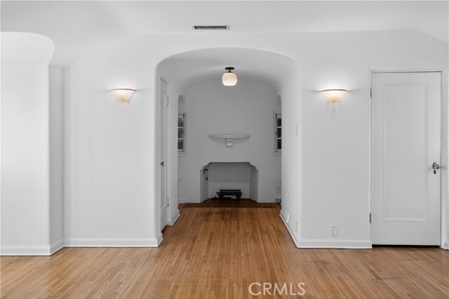 Building Photo - 6211 Warner Dr