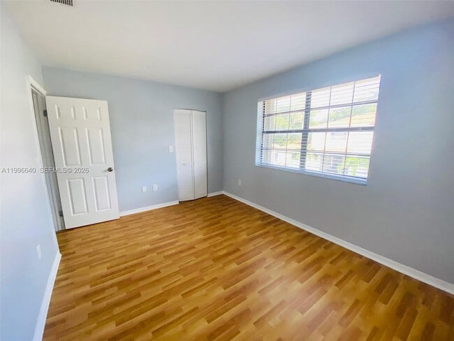 Building Photo - 9890 Hammocks Blvd