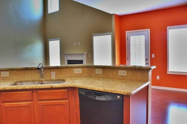 Building Photo - Nice 3 bedroom house in West Cary, Stonewater Community!