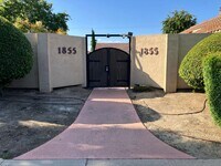 Building Photo - 1855 Scenic Dr