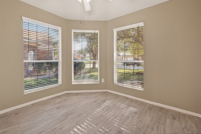 Building Photo - 19434 Brook Village Rd