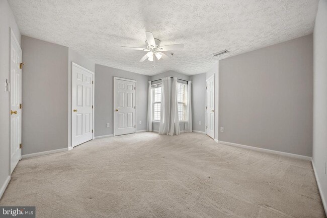 Building Photo - 2716 Mapleview Ct