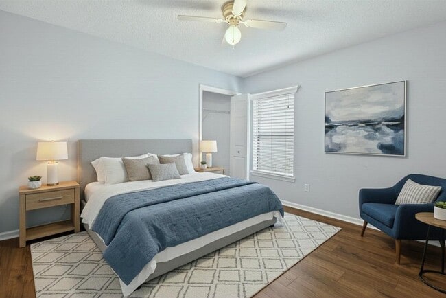 Building Photo - 1727 Canopy Oaks Dr