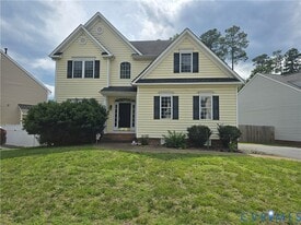 Building Photo - 9521 Pine Trails Ct