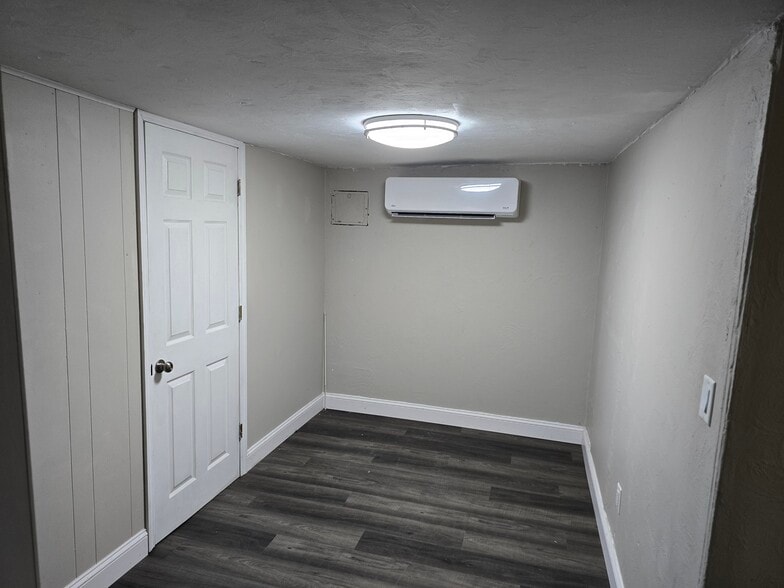 storage space - 43 Milton Tpke