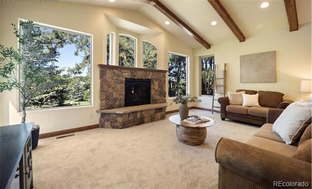 Building Photo - 18525 Glenthorne Ln