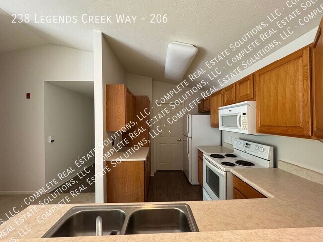 Building Photo - 238 Legends Creek Way