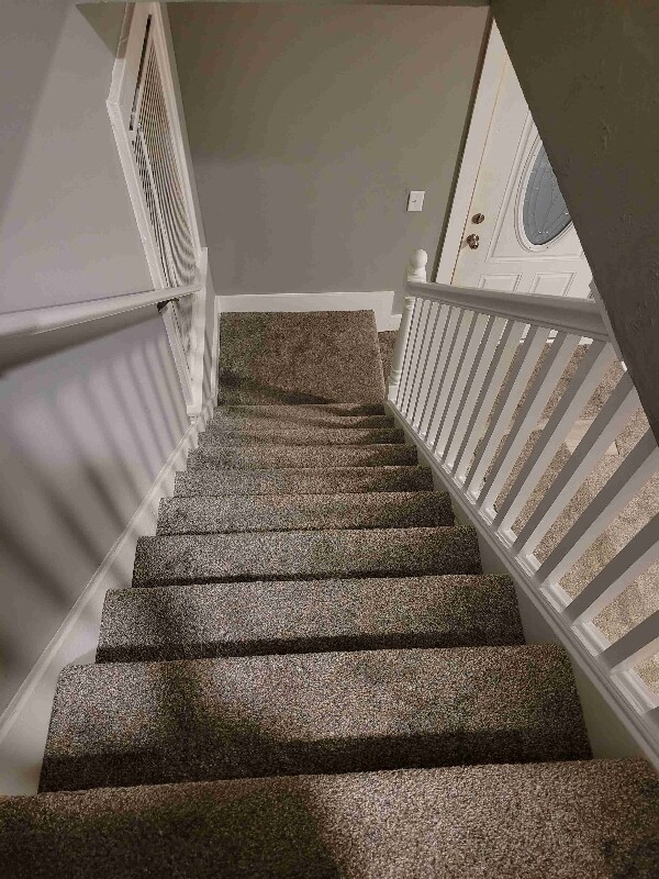 Building Photo - 320 Lockwood Ave