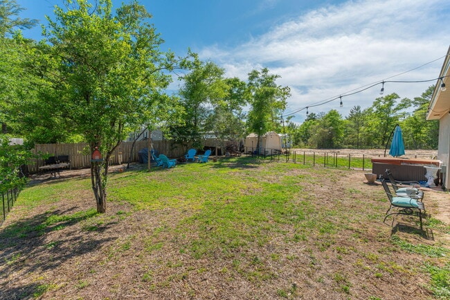 Building Photo - 150 Hibiscus Ave