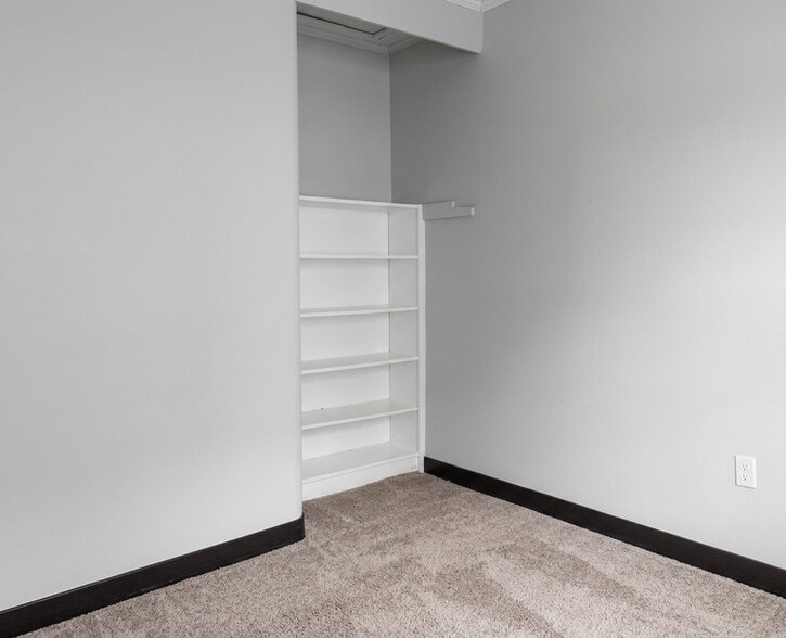 Building Photo - 22 Burgess Ct