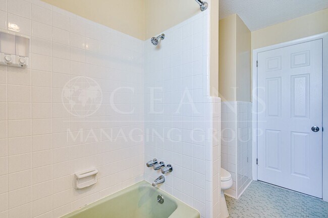Building Photo - Welcome to your Perfect Beachside Retreat!
