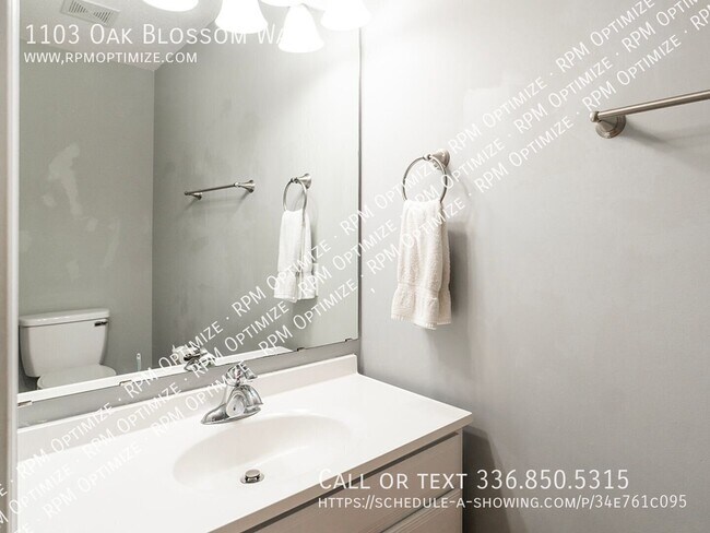 Building Photo - 1103 Oak Blossom Way