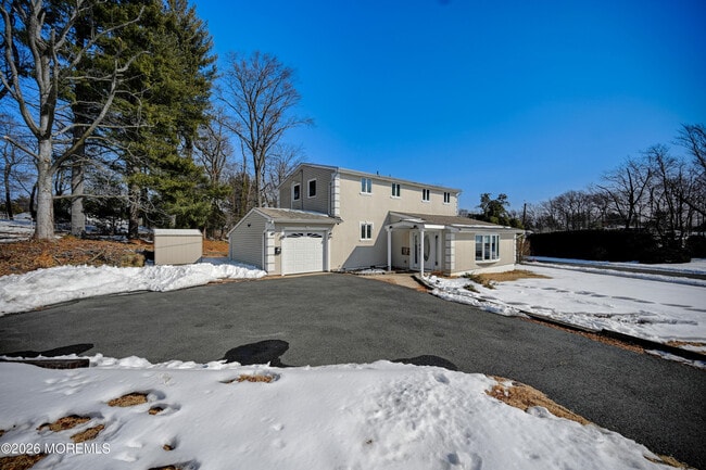 Building Photo - 17 Thomas Rd