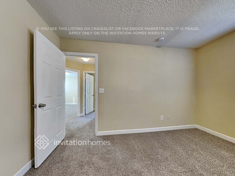 Building Photo - 1460 Summer Coach Dr