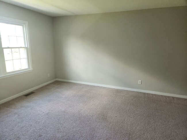 Building Photo - 3 bed 2.5 bath Short Pump Area