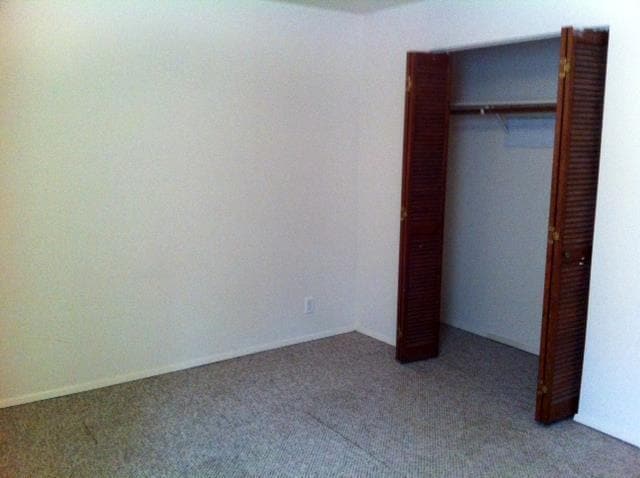 Building Photo - Cozy 2 Bed 1 Bath in Upper West Bremerton