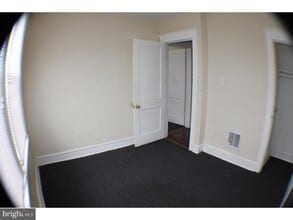 Building Photo - 410 E Roosevelt Blvd