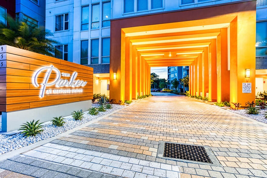 Building Photo - The Parker at Maitland Station Apartments