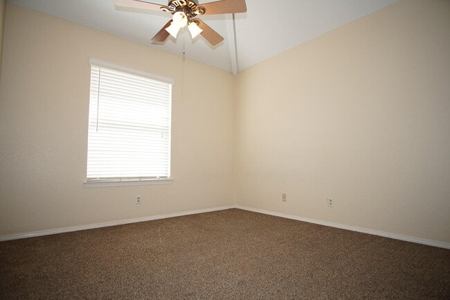 Building Photo - 2045 Pueblo Nuevo Cir