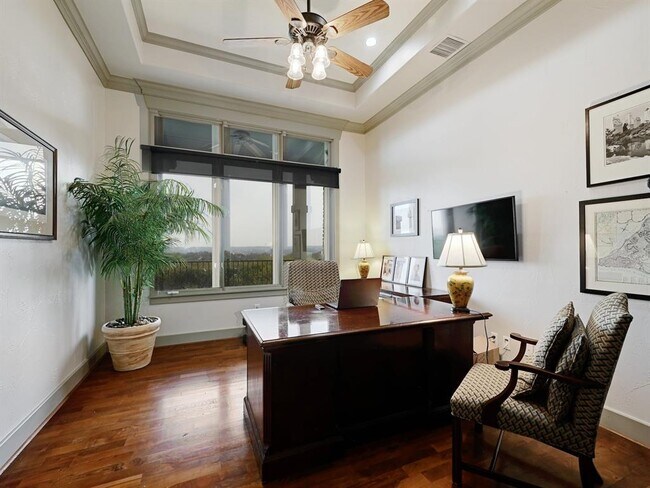Building Photo - 2300 Barton Creek Blvd