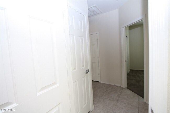 Building Photo - 11608 W Sleepy Heaven Pl