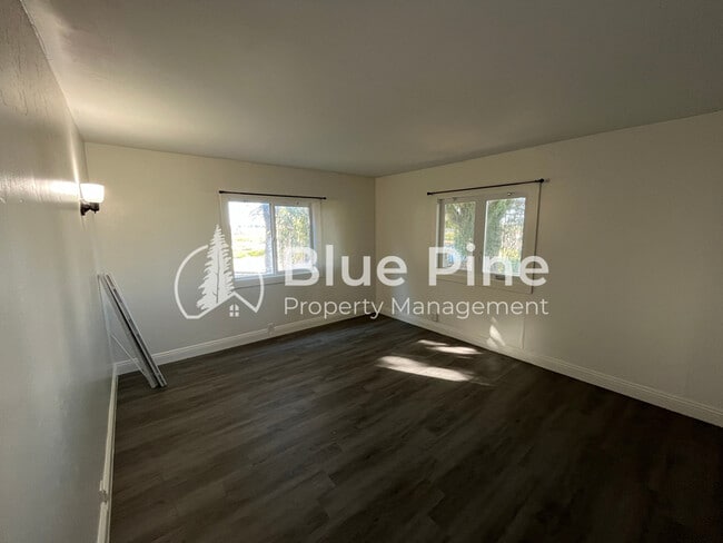 Building Photo - 434 E 9000 S