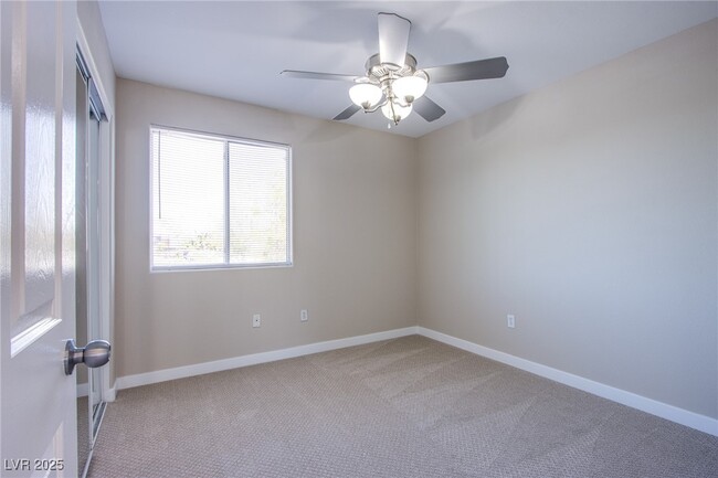 Building Photo - 5863 W Baroque Gold Ct