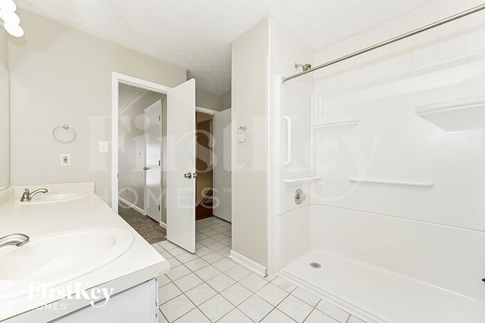 Building Photo - 20 Parkman Trail