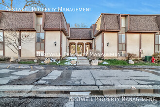 Building Photo - Stunning 2-bed Condo in Salt Lake City