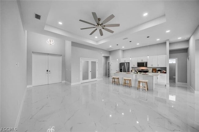 Building Photo - 3719 16th St W