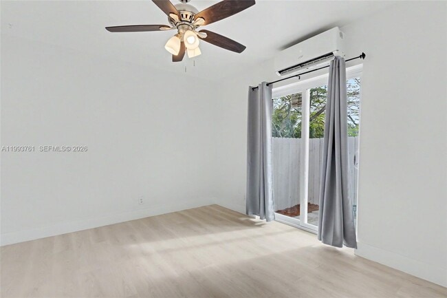 Building Photo - 55 SW 13th St