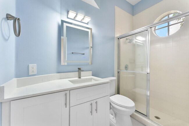 Building Photo - 1248 Lake Breeze Dr