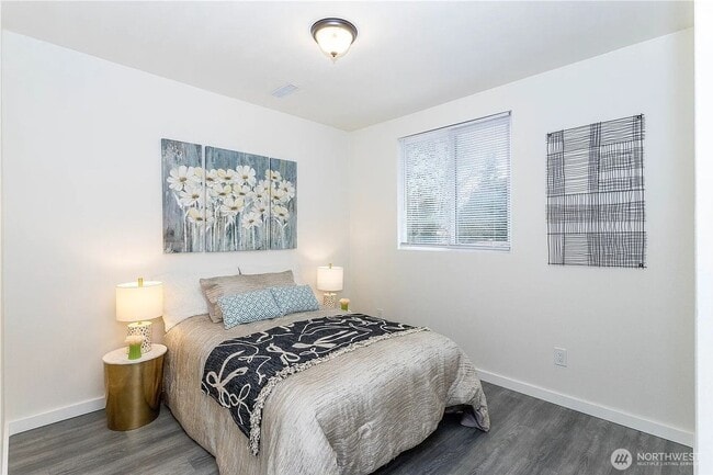 Building Photo - Beautifully Renovated 4-Bedroom Home in Desirable Arbor Heights!