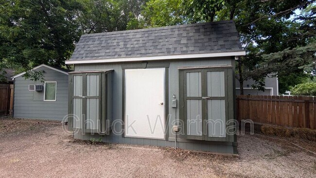 Building Photo - 202 Cheyenne Blvd
