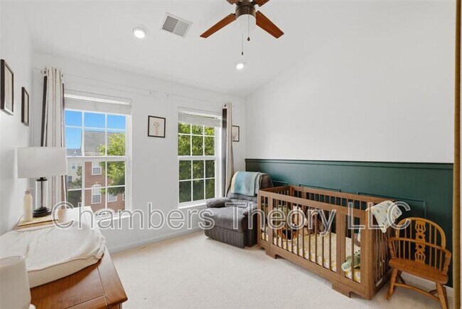 Building Photo - 13612 Red Squirrel Way