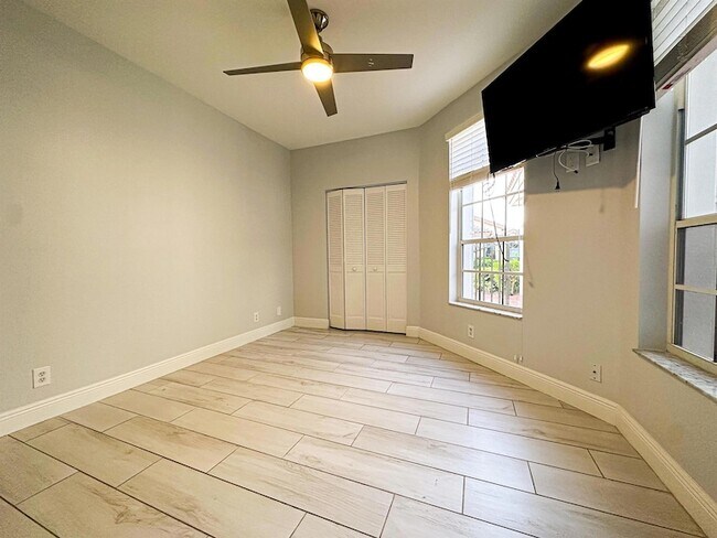 Building Photo - 6255 NW 24th St