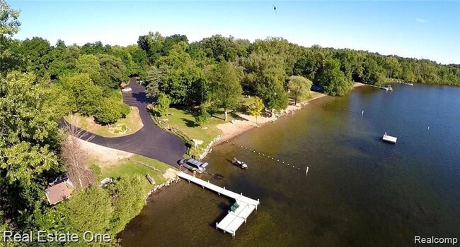 Building Photo - 2917 Rockford