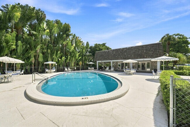 Building Photo - 3101 Oakland Shores Dr