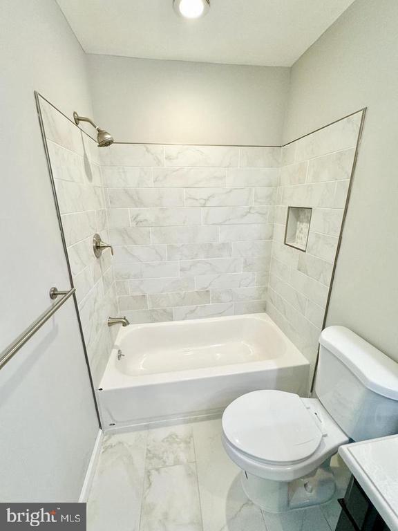 Building Photo - 11919 Autumnwood Ln