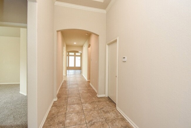 Building Photo - 4215 Mill Oak Dr