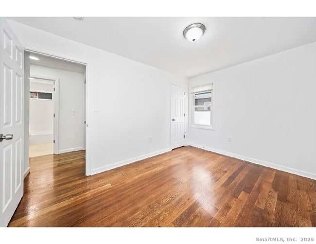 Building Photo - 405 Ruth St