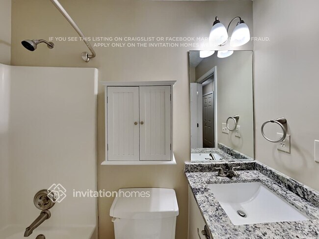 Building Photo - 9008 Mallory Ln