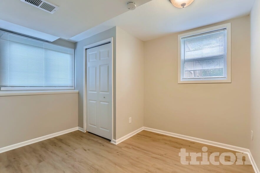 Building Photo - 16417 Gladiola Ave