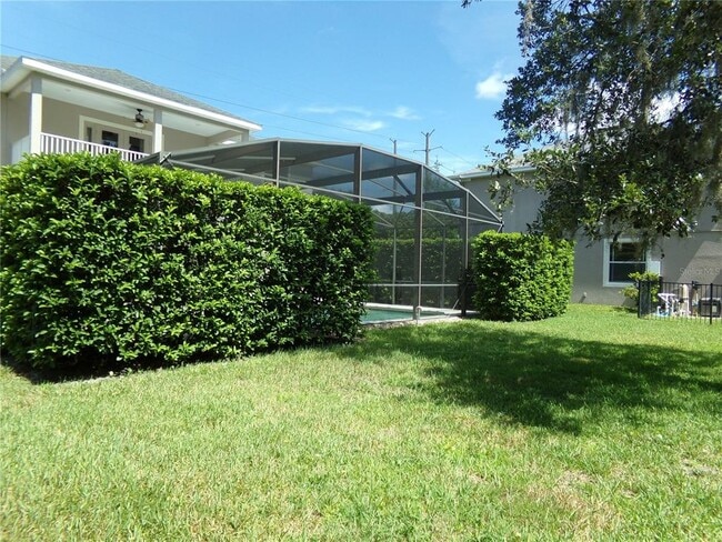 Building Photo - 721 Rantoul Ln