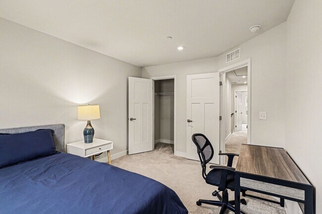 Building Photo - Townhome For Lease - Thompson's station