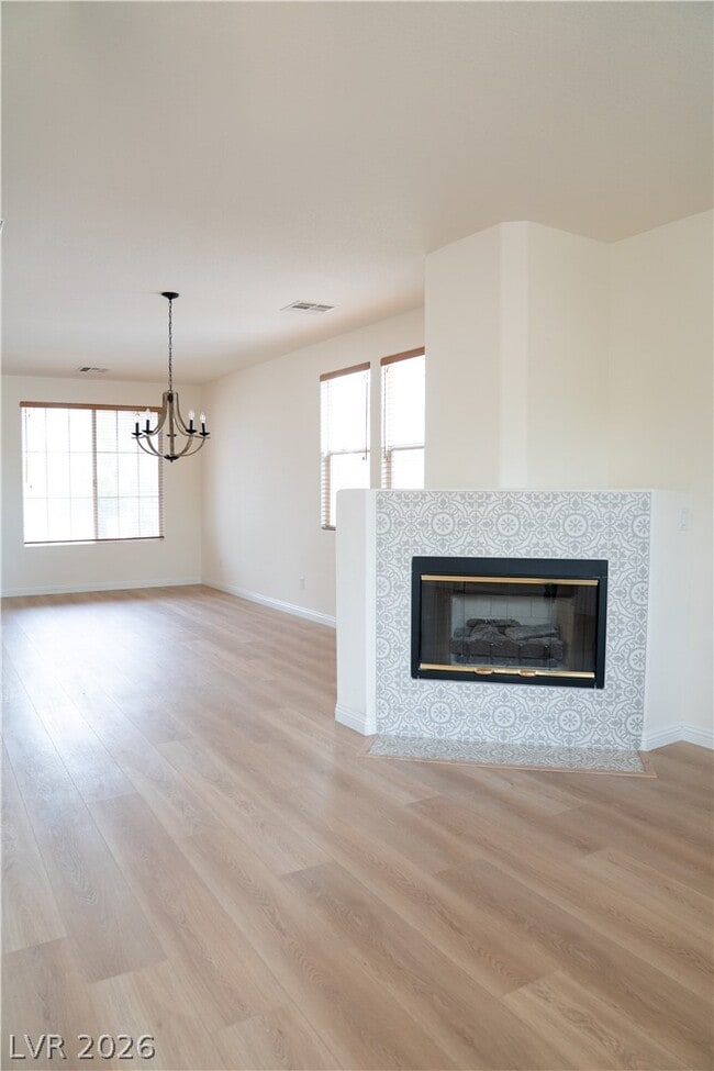 Building Photo - 10808 Wallflower Ave