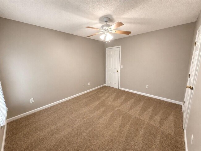 Building Photo - 3415 N Cook Rd