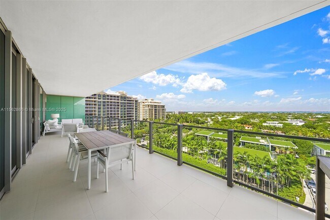 Building Photo - 360 Ocean Dr