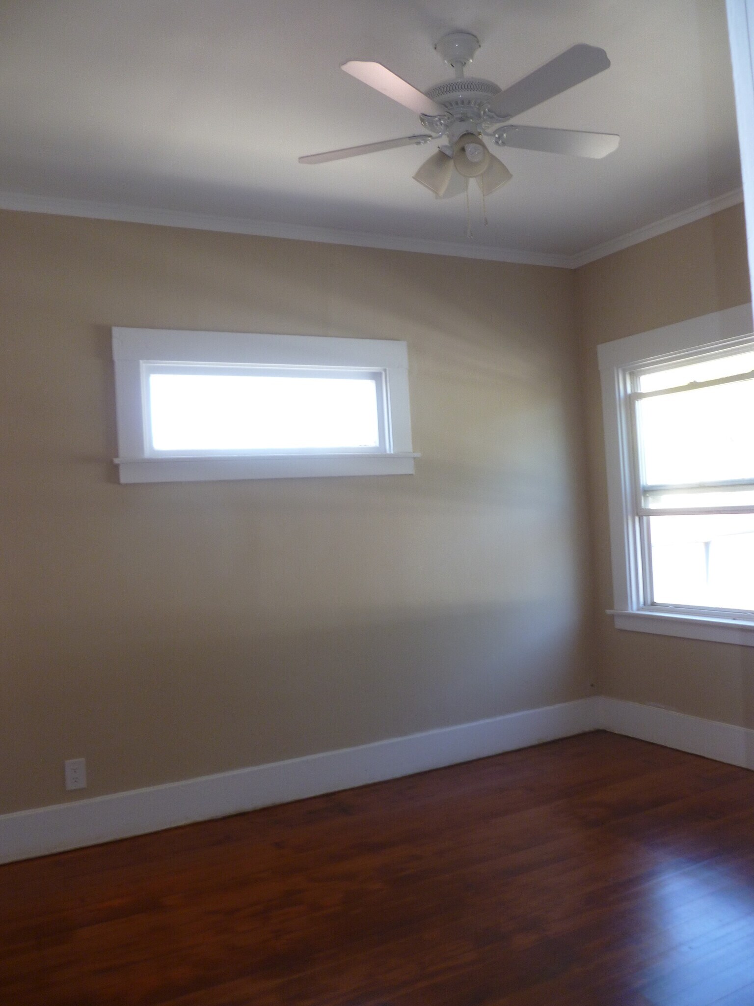BEDROOM - 1012 Marin St